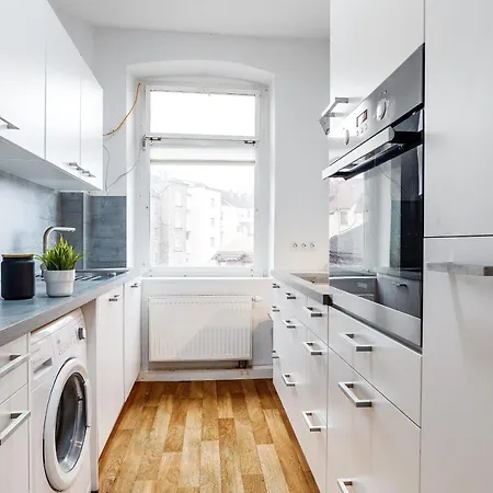 Appartement Schoene 3-zimmer In Mannheim/rheinau *